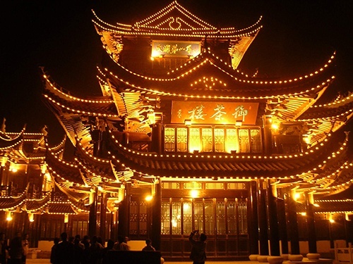 景區(qū)亮化應(yīng)該注意幾點